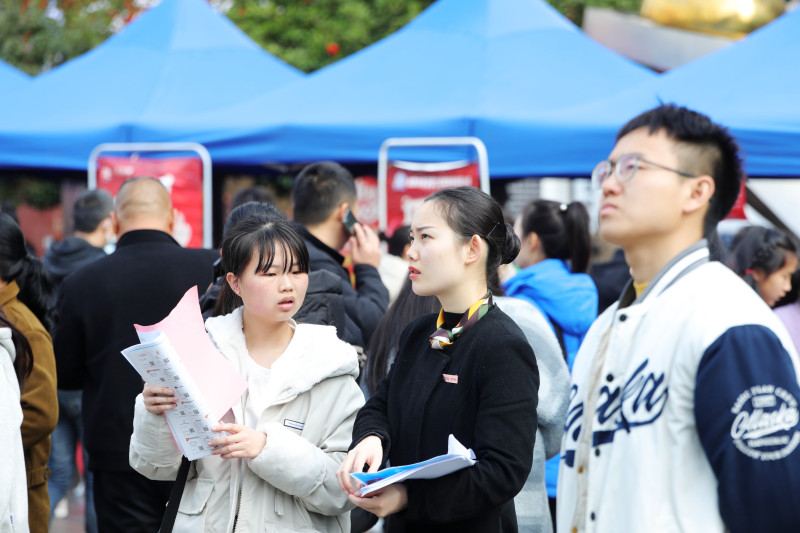 2月18日，浏阳市“春风行动”暨就业援助月系列活动启动。受访者供图