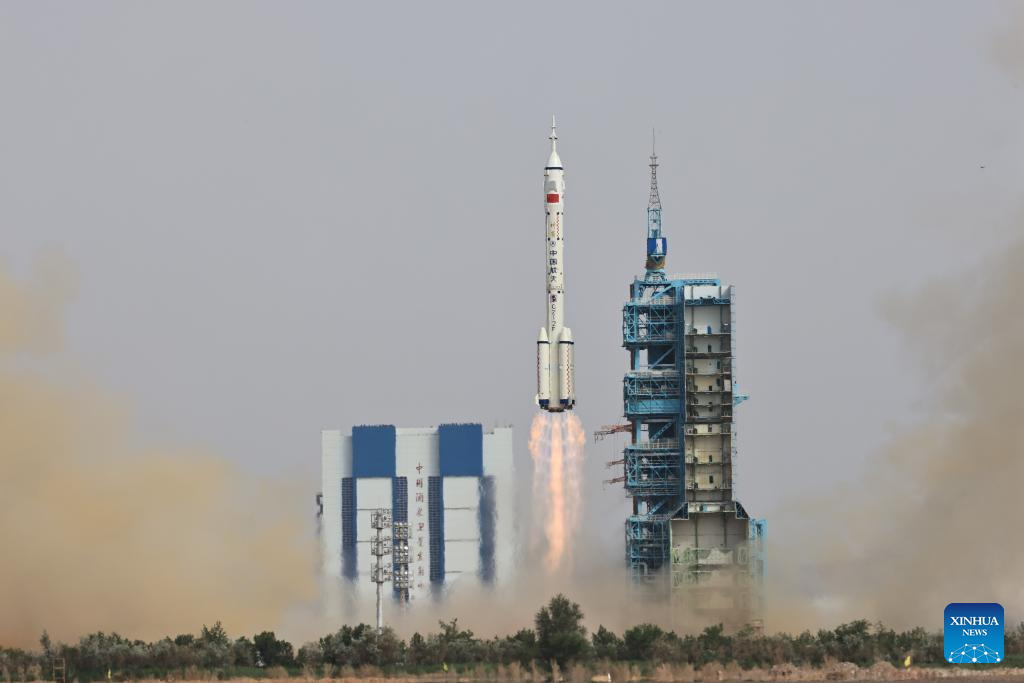 The Shenzhou-16 manned spaceship, atop a Long March-2F carrier rocket, blasts off from the Jiuquan Satellite Launch Center in northwest China, May 30, 2023. (Xinhua/Li Gang)