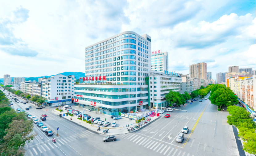 浏阳市集里医院排名中国乡镇卫生院百强第1名。邓霞林摄